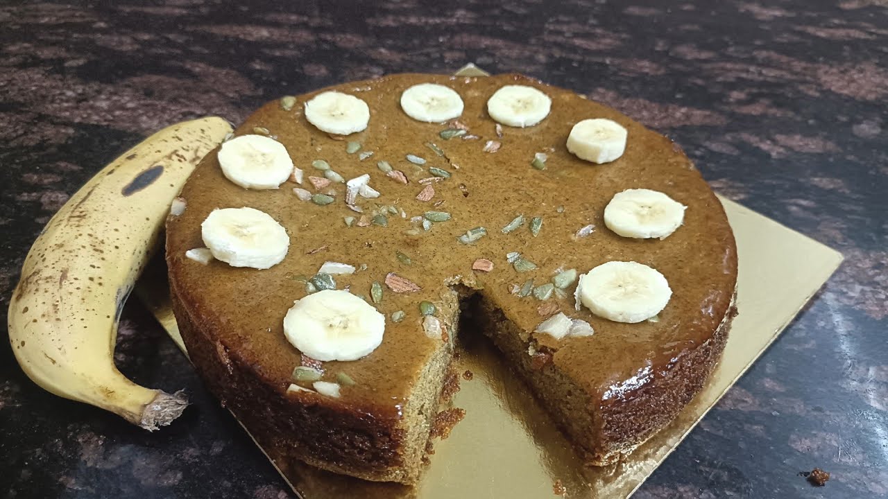Oven లేకుండా, Egg లేకుండా! పిల్లల కోసం సూపర్ సాఫ్ట్ బనానా కేక్ 😍| Banana cake in Telugu 