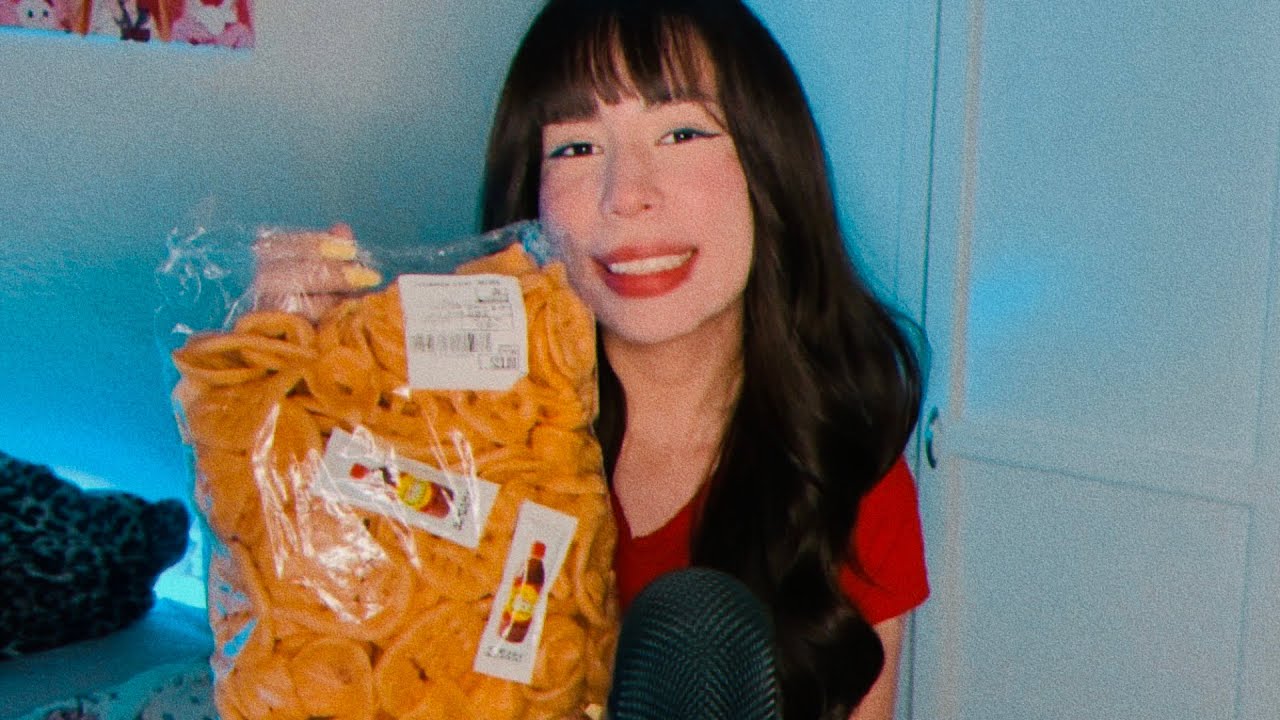 ASMR comiendo snack favorito con salsa #storytime me fui de viaje y me terminó