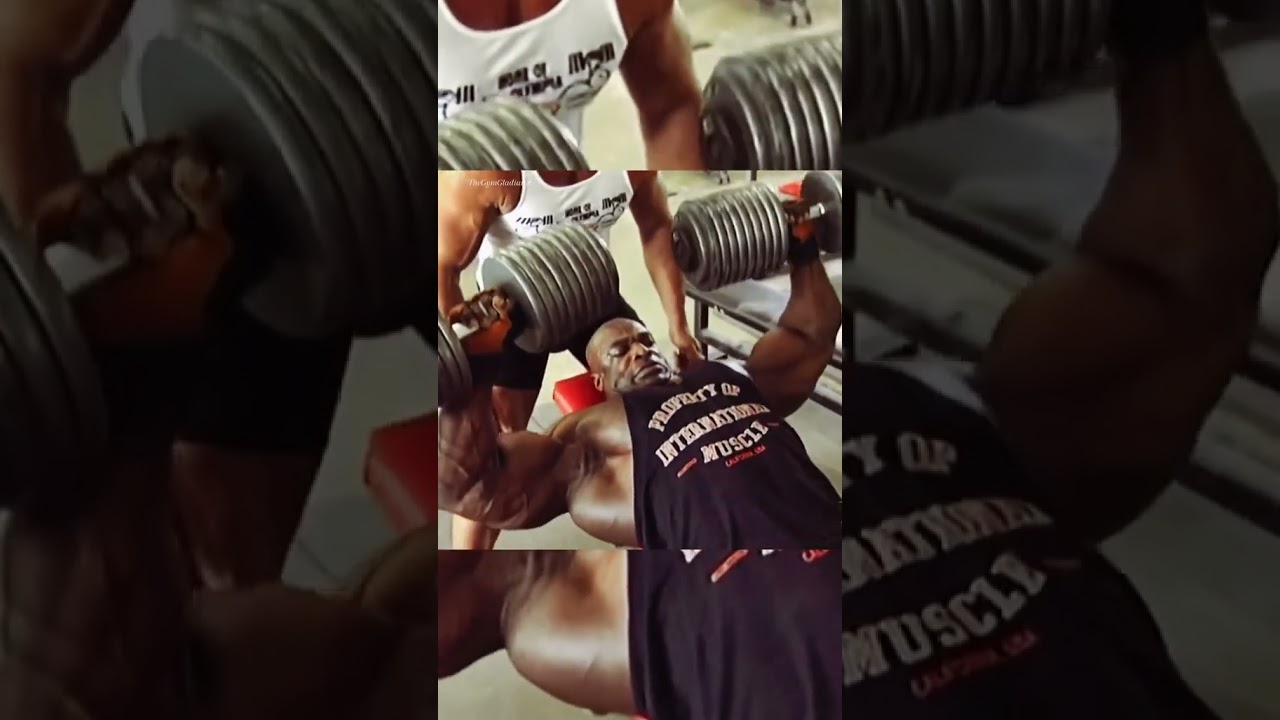 Lightwheite baybee @WWEFullLength @allmusculation