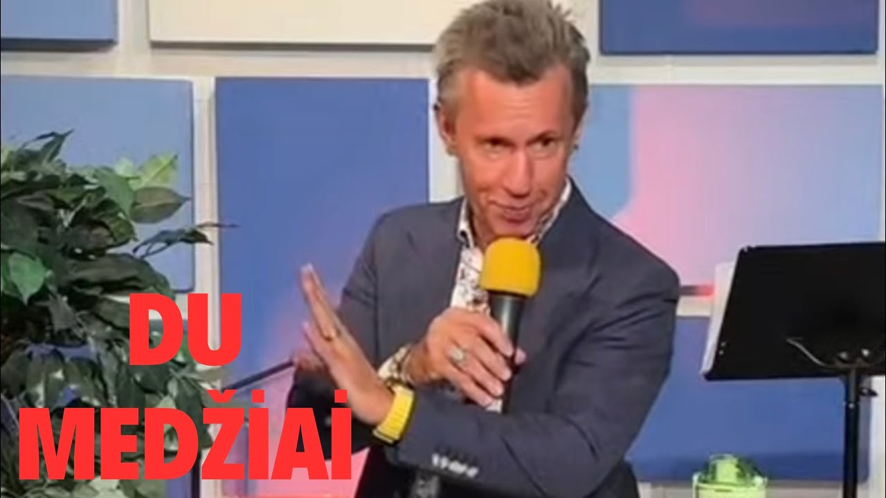 Du medžiai