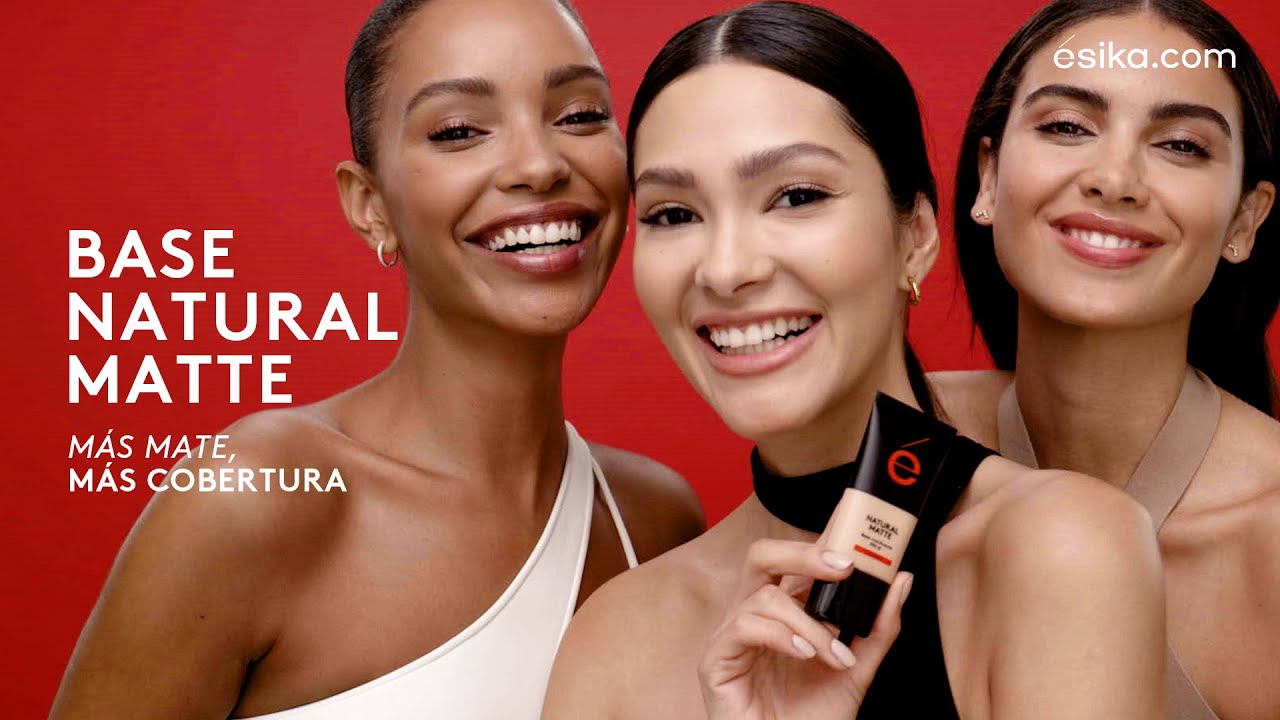 Base Natural Matte de &eacute;sika para acabado de alta cobertura y con vitamina E que cuida tu piel​