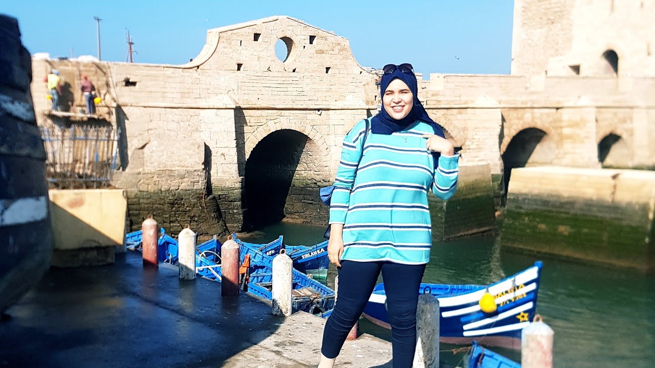 الكراء في الصويرة💙 و جولة في المدينة القديمة // Hébergement à Essaouira