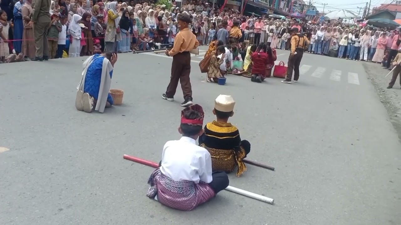 BARISAN 45 SISWA SISWA-SISWI SD DI KABUPATEN KERINCI PERAYAAN HUT RI KE 79