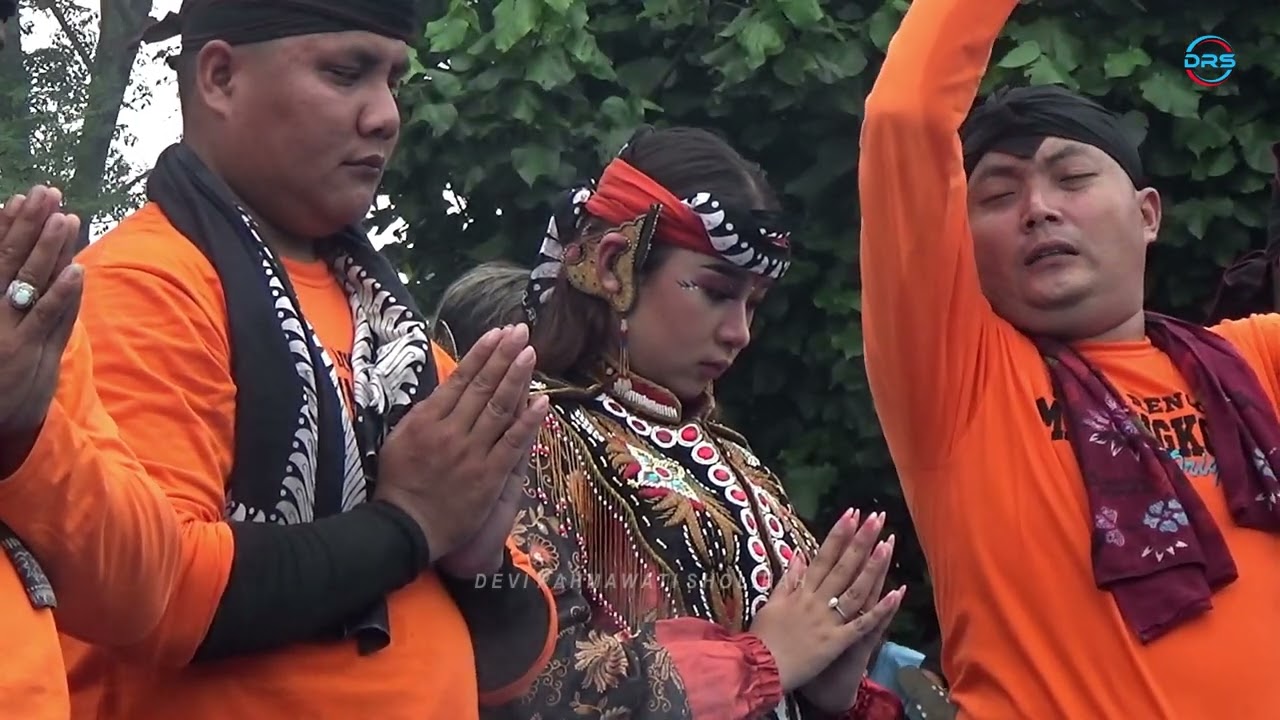 Proses Pemanggilan Eyang Mayangkoro Niken salindri Jaranan Mayangkoro Original
