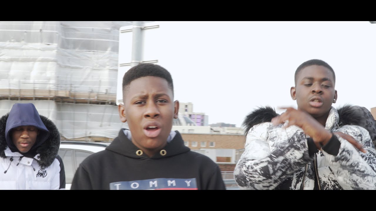 #TRE EMK X YUNG WXZ - HUSTLING (prod.  ByZ3)