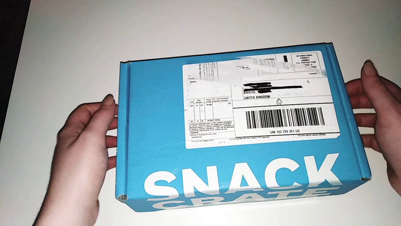 ASMR * SNACK CRATE unboxing Poland edition!! Crinkling, tapping and scratching -NO TALKING-