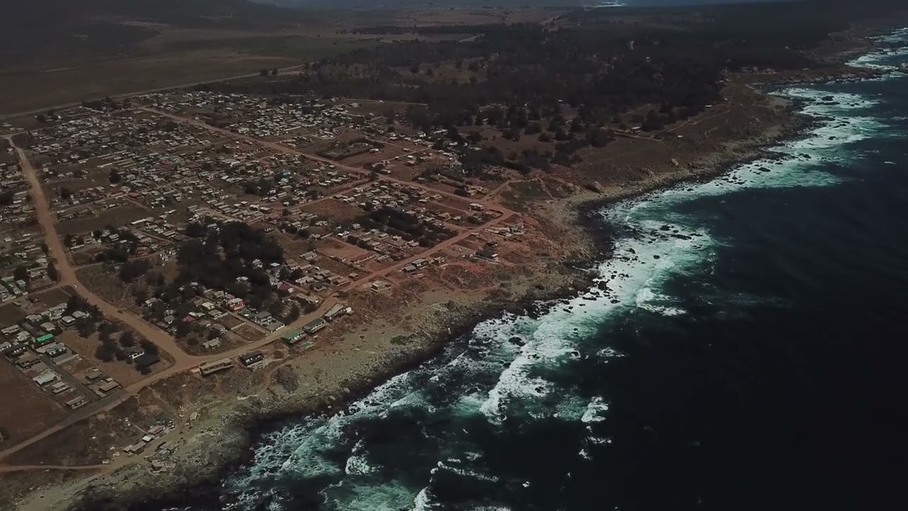 sobrevuelo por  playa  la  ballena  cuarta region de chile