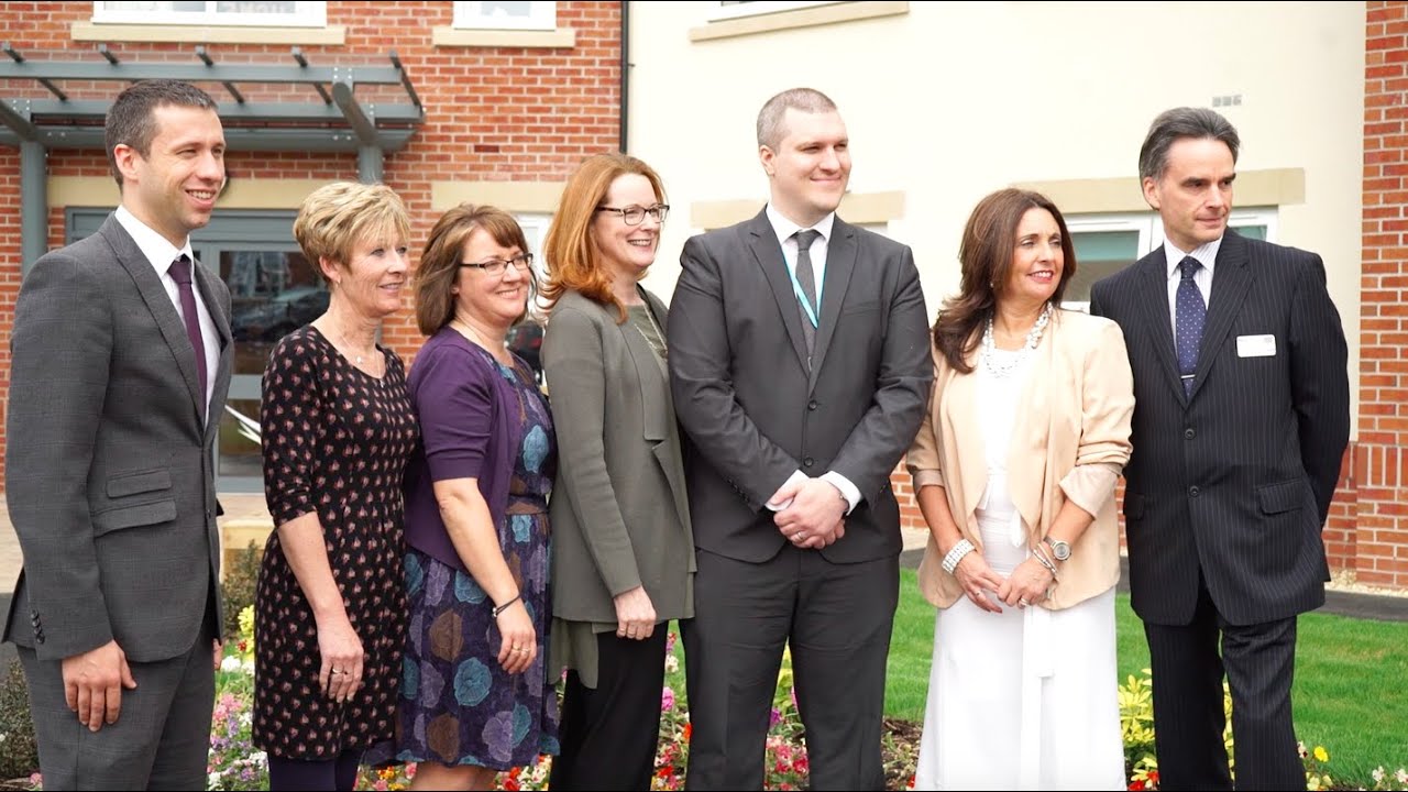 EachStep Blackburn - Model of care. Community Integrated Care, Helen Sanderson & Community Circles