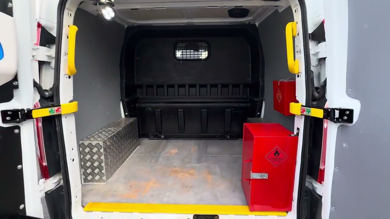 ET67HBX 