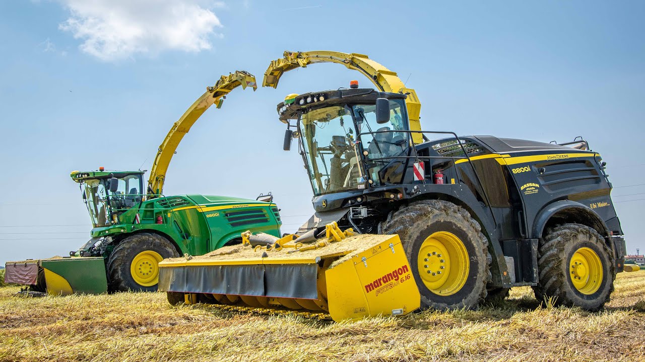 John Deere 8800i + 8800i Black ⚫️ | XXL Silage in Italy | MASON