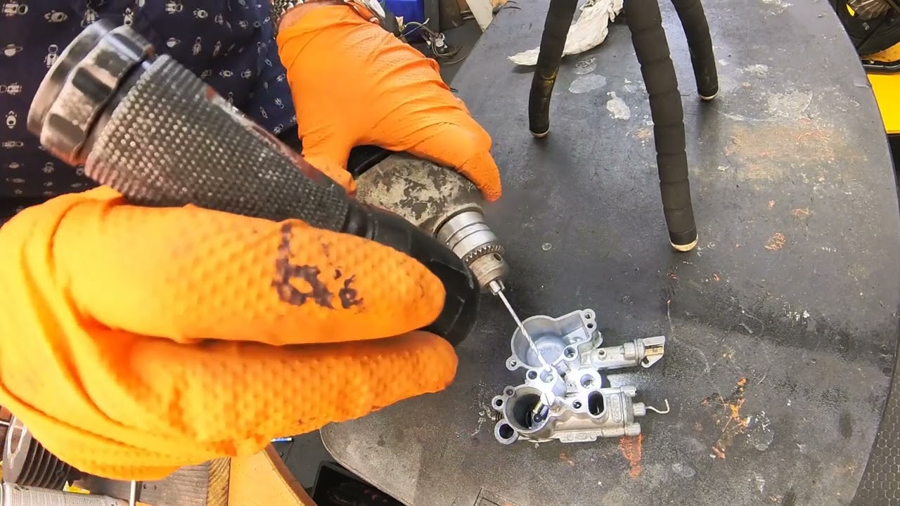 Troubleshooting Vespa si carb fuel starvation issues & drilling the float passage