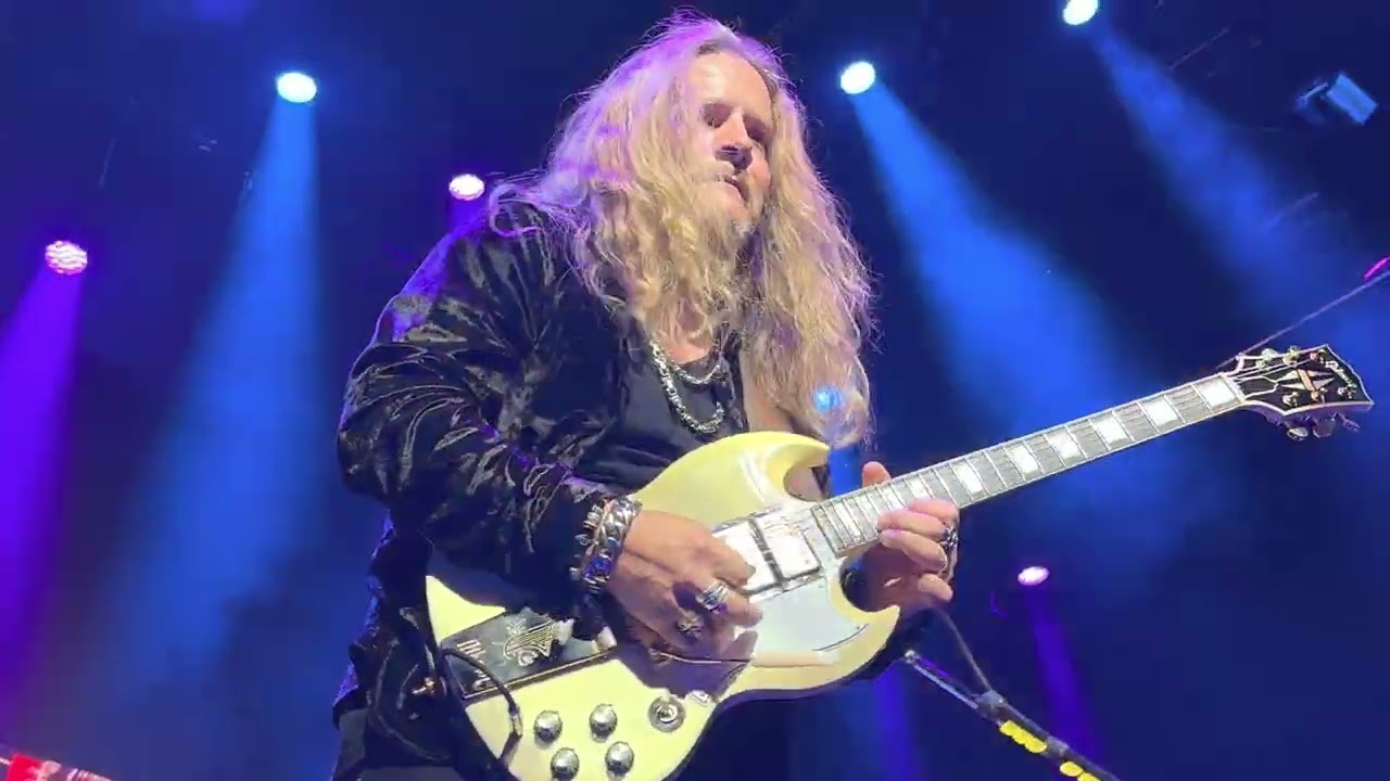 Tesla - The Way It Is & We’re No Good Together - 03/18/23 - House of Blues - Las Vegas, Nv. 4K Video