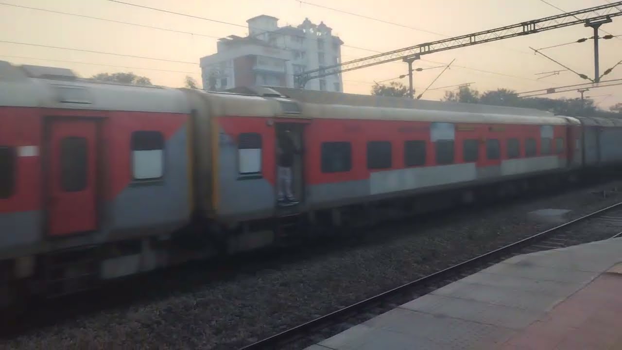 वन्दे भारत | देश की सबसे high speed train | speed 400 km/h | #वन्दे_भारत_express #superpast#trending