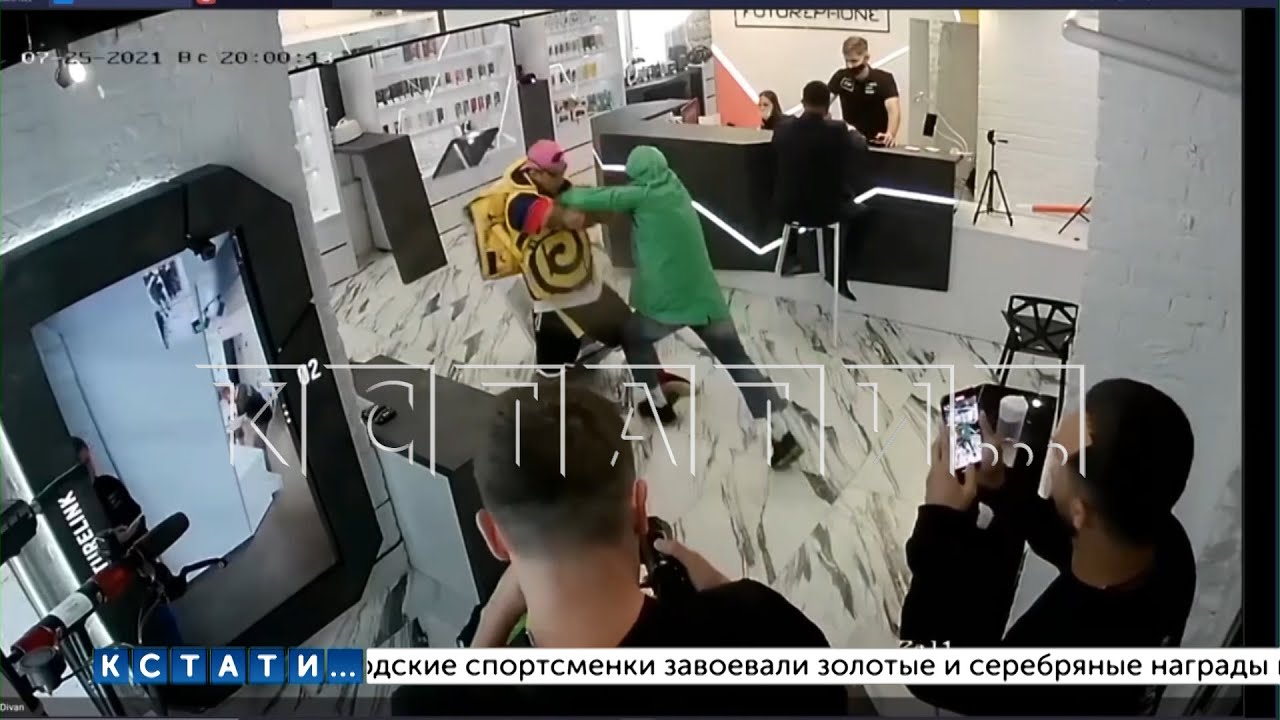 Погром в магазине устроил блогер, получивший после жесткого розыгрыша струю из баллончика