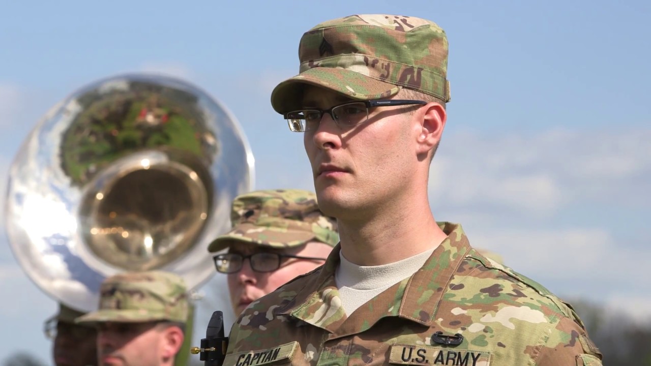 How to march like the Army Band