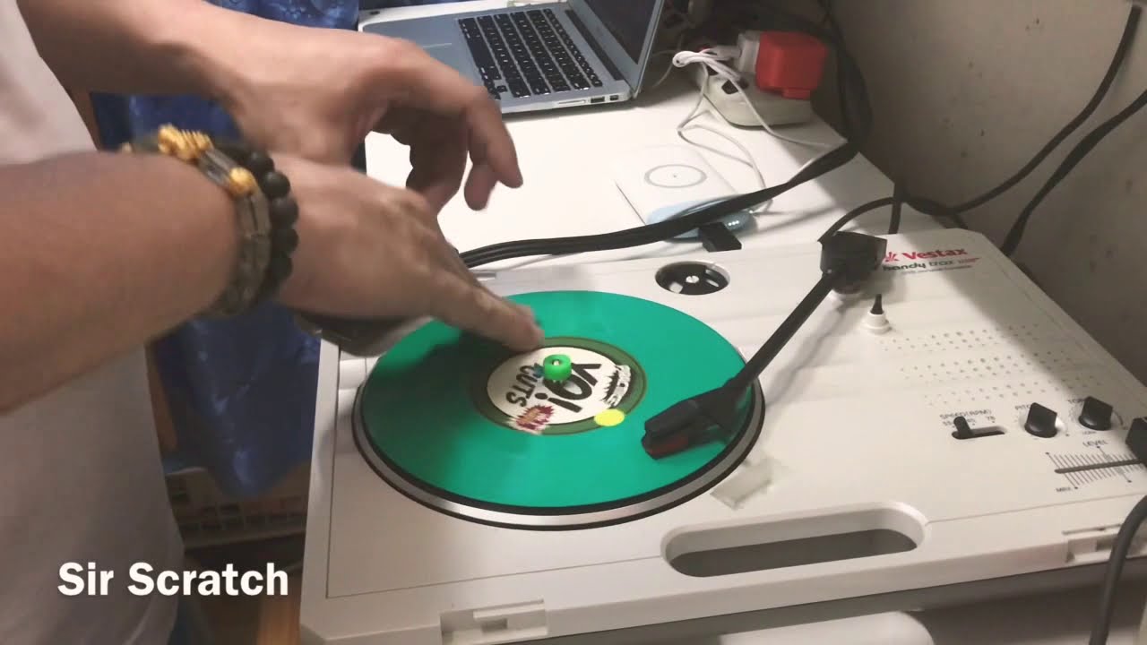SCRATCH DEMO @ VESTAX HANDY TRAXX 🎧  BY DJ SIR SCRATCH
