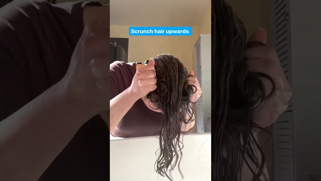 Squish to Condish - how to condition curly and wavy hair #curlyhair #hairwashing #curlyhairroutine
