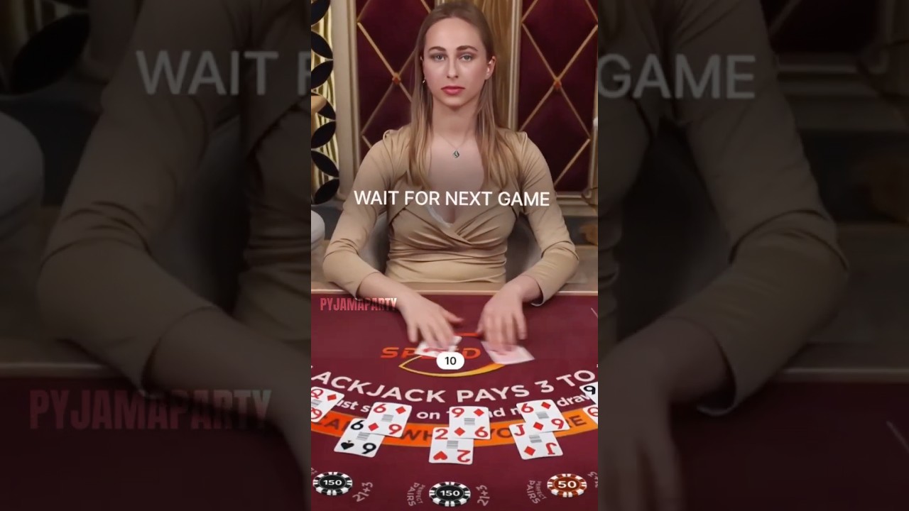 Dealer Dress Malfunction 📎😂🤦🏻&zwj;♂️ #casino #girl