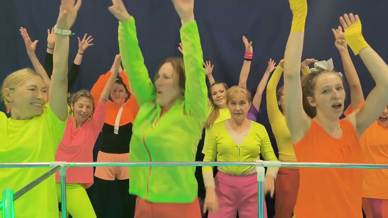 TAŃCE ŚWIATA- Lata 90 (Spice Girls - Wannabe)