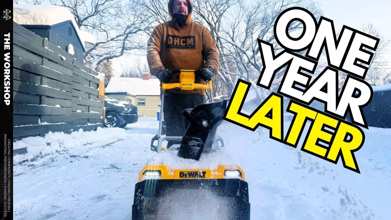 Снегоочиститель Dewalt ГОД СПУСТЯ — уборка снега аккумуляторным снегоочистителем