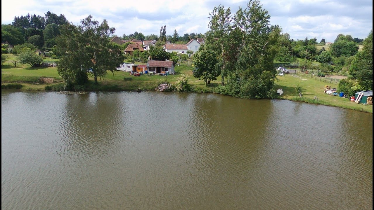 Etang a vendre St Yrieix la Perche avec terrain constructible