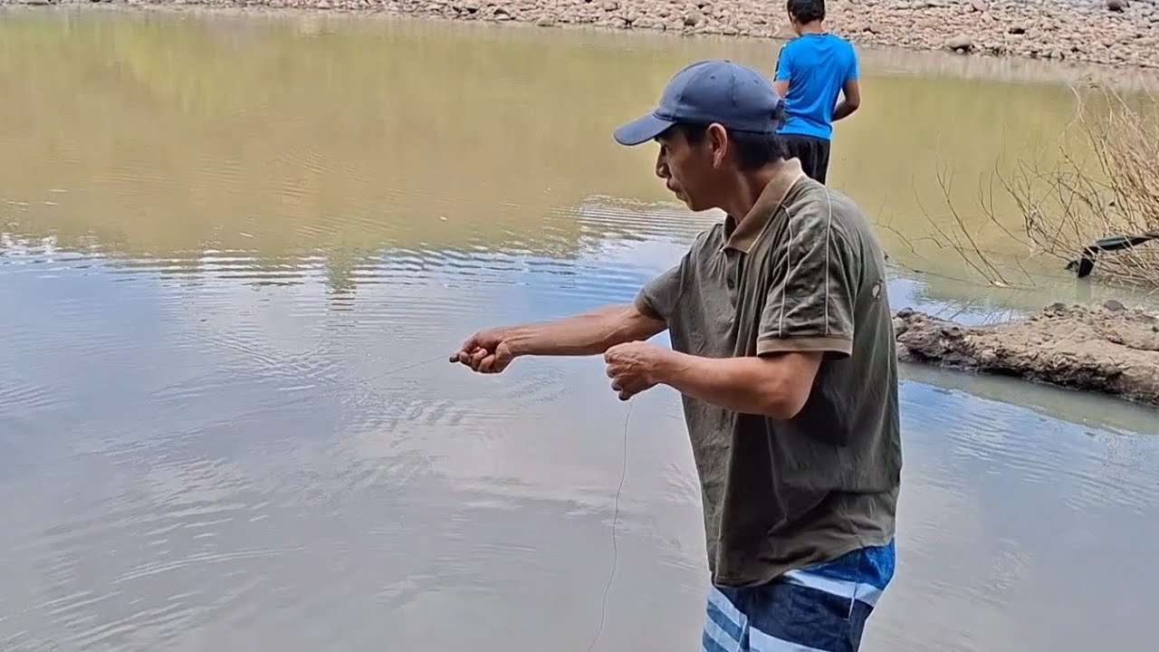 Hoy Don Alfredo nos enseño otra manera de agarrar pescado.