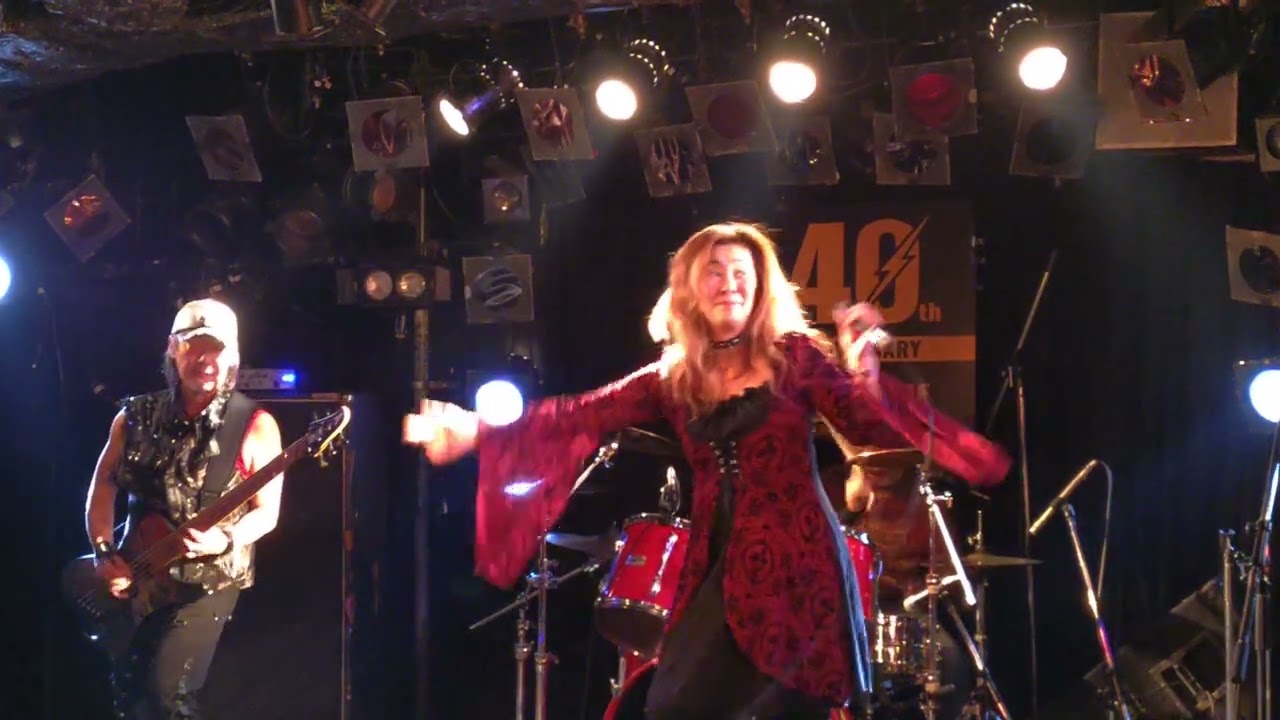 ハ―ドロックバンドRuberRosa