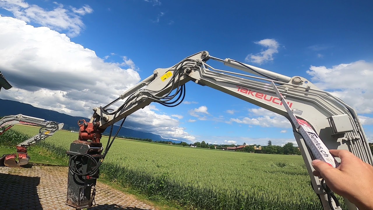 Anwendervideo Bagger Takeuchi TB240 1 Abbauhammer