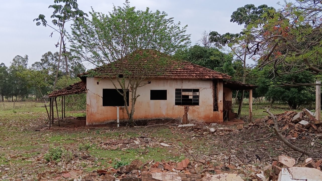 Marido Foi Enrolado Vivo em Um Colchão de Espuma e Acenderam o Fogo