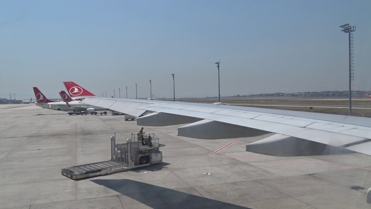 THY - Turkish Airlines A330 Flight TK824 Full Trip - From Istanbul To Beirut (2017-07-23)