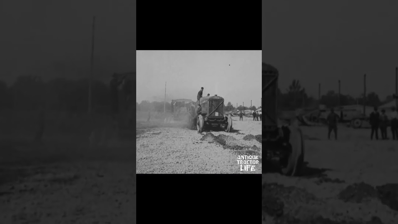 Tractor Tug Of War - Holt Crawler Tractor Vs Lanz Tractor Circa 1918 - Antique Tractor Life