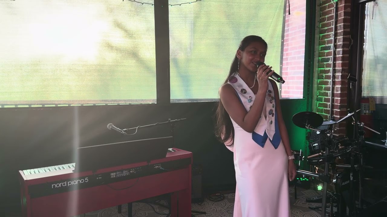 From the Start – Laufey | Cover by Saarakshi | Live at The Music Studio St. Patrick's Open Mic