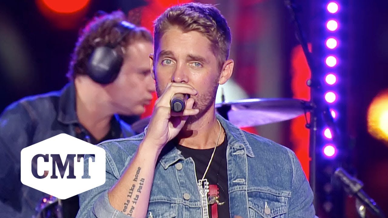 Brooks & Dunn, Brett Young Perform “Ain’t Nothing ‘Bout You” | CMT Crossroads