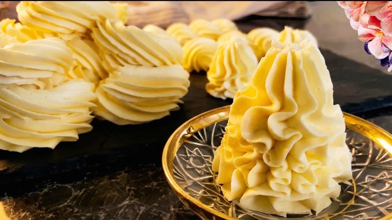 Украсьте свои торты этим СУПЕРЭКОЛОГИЧНЫМ ганашем на основе масла.