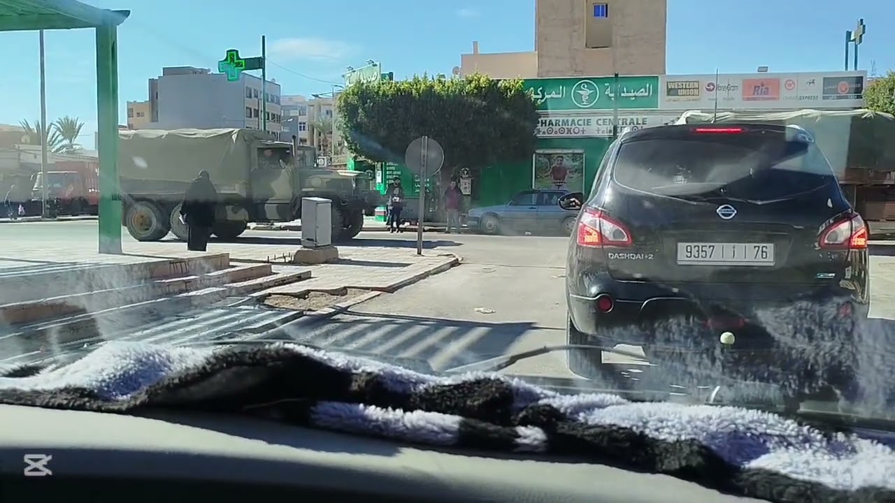 حي الأخضر ب جرسيف ... أجيو تشوفوا لقيت لبيض ديال أفعى ف رملة قدام دار 😱