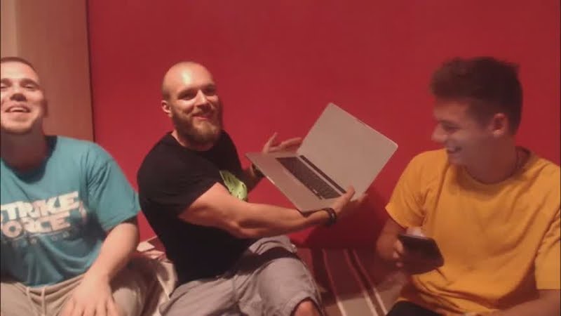 restt macbook unboxing highlights