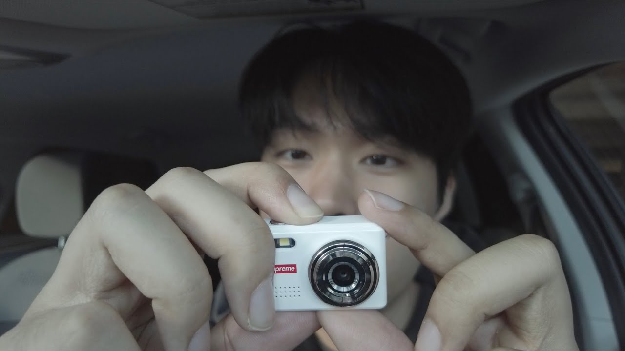 슈프림 카메라인데 짙은 테무향이... / Supreme Digital Camera Keychain Unboxing Review