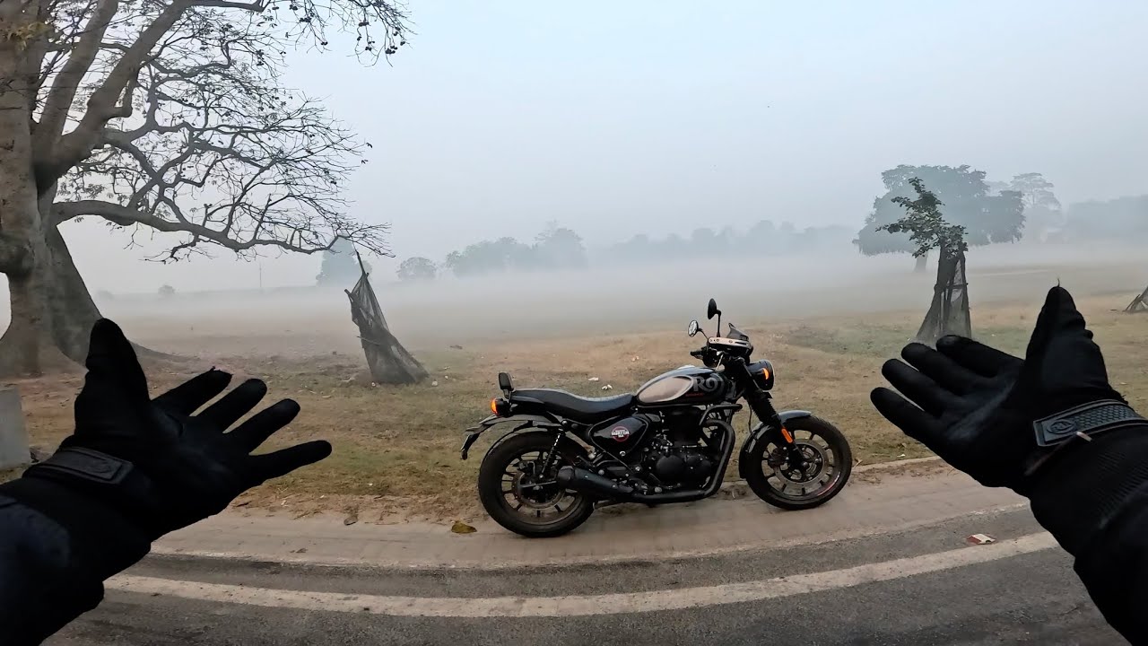 I found this at morning 5:45 😍 | Hunter 350 in Extreme Kolkata Fog  