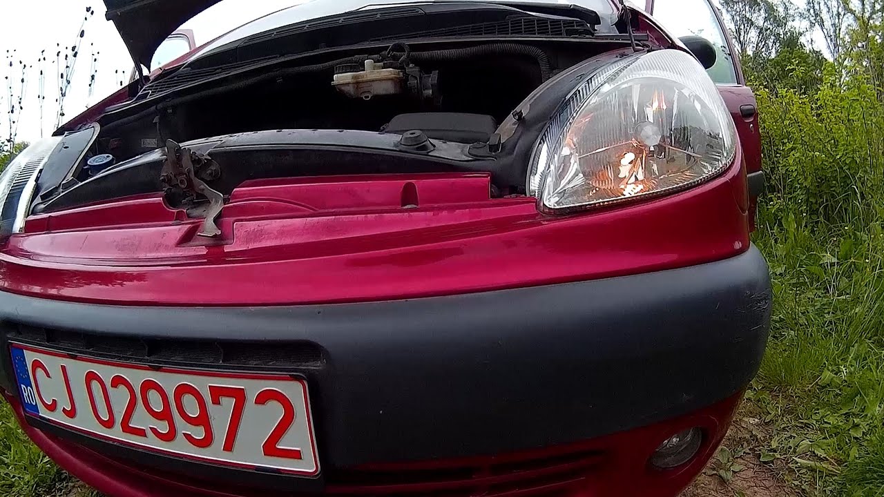 Parking/Position light bulb replacement (Citroen Xsara Picasso, LED/incandescent, W5W)