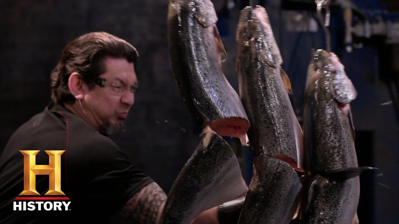 Forged in Fire: KILLER Falcata Blade CHOPS the Final Round *Extra Sharp Cuts* (Season 3) | History
