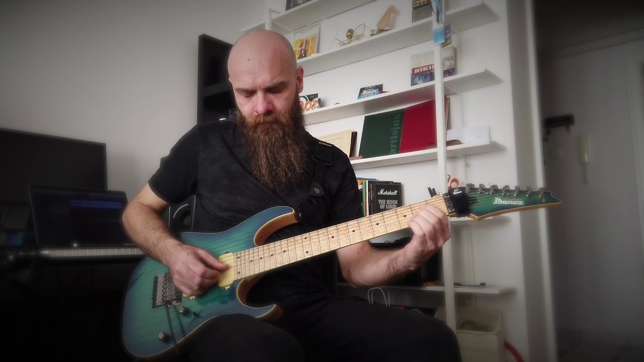 BIKINI - Az őrtoronyból (instrumental version)