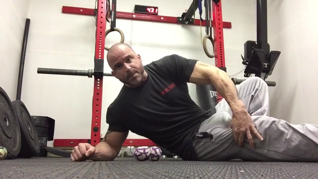 Clicking Knees Hack | Trevor Bachmeyer | SmashweRx