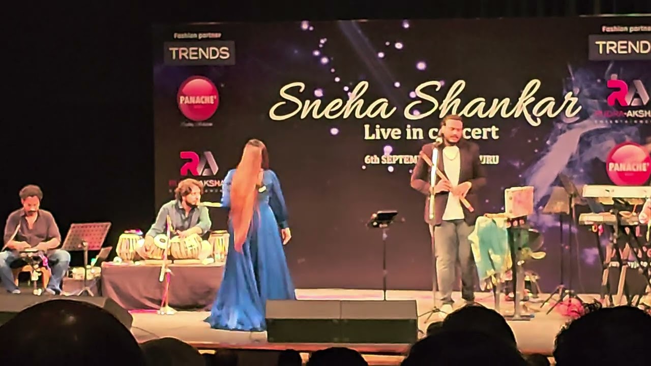 Sneha Shankar Live 4k ❤️❤️🔥🔥👌👌 Audience goes crazy 🤩🤩 #livemusic #concert #musicartist #snehashankar