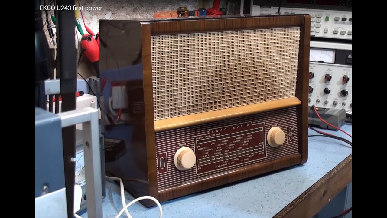 EKCO U243 Pt1 first power