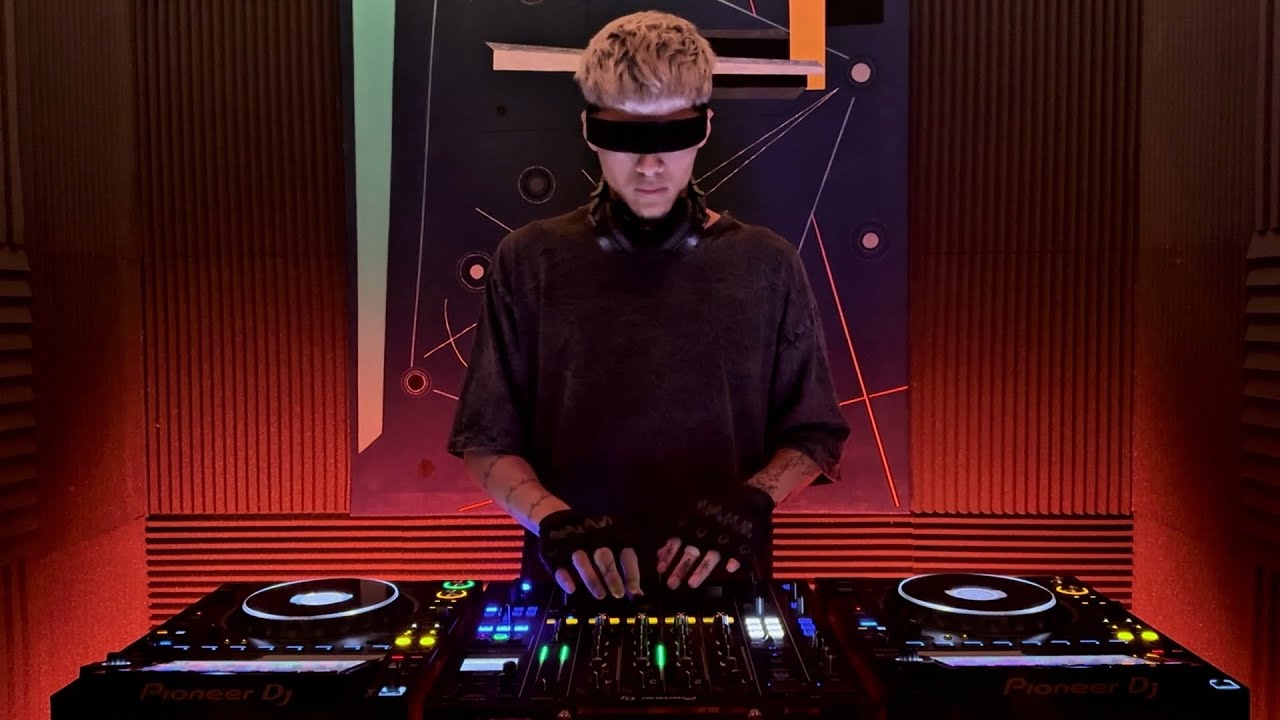 Kyrøx: Hard tech / Hardcore Set 165-170bpm