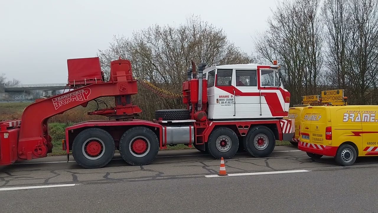 Willème TG 200 S, transports Brame, Demi corps de turbine de 136t, Vidéo 01, Copyright Manugo