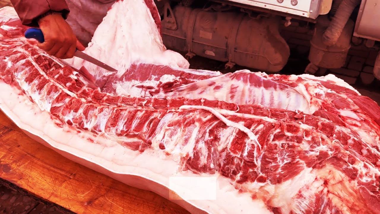 老孟今天豬肉比較瘦，殺了兩頭，大早上開張賣了1000多，厲害了！ 【立福128】