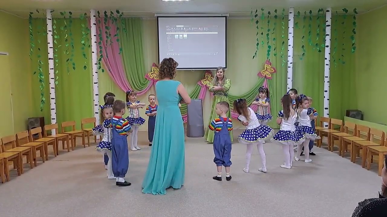 весняний хоровод 