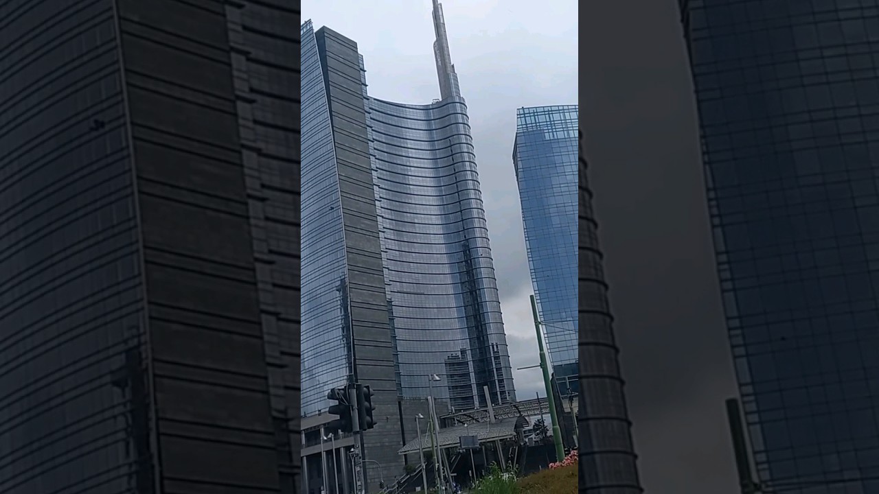 The tallest building in Italy is the UniCredit Bank in Milan, height 231 m.