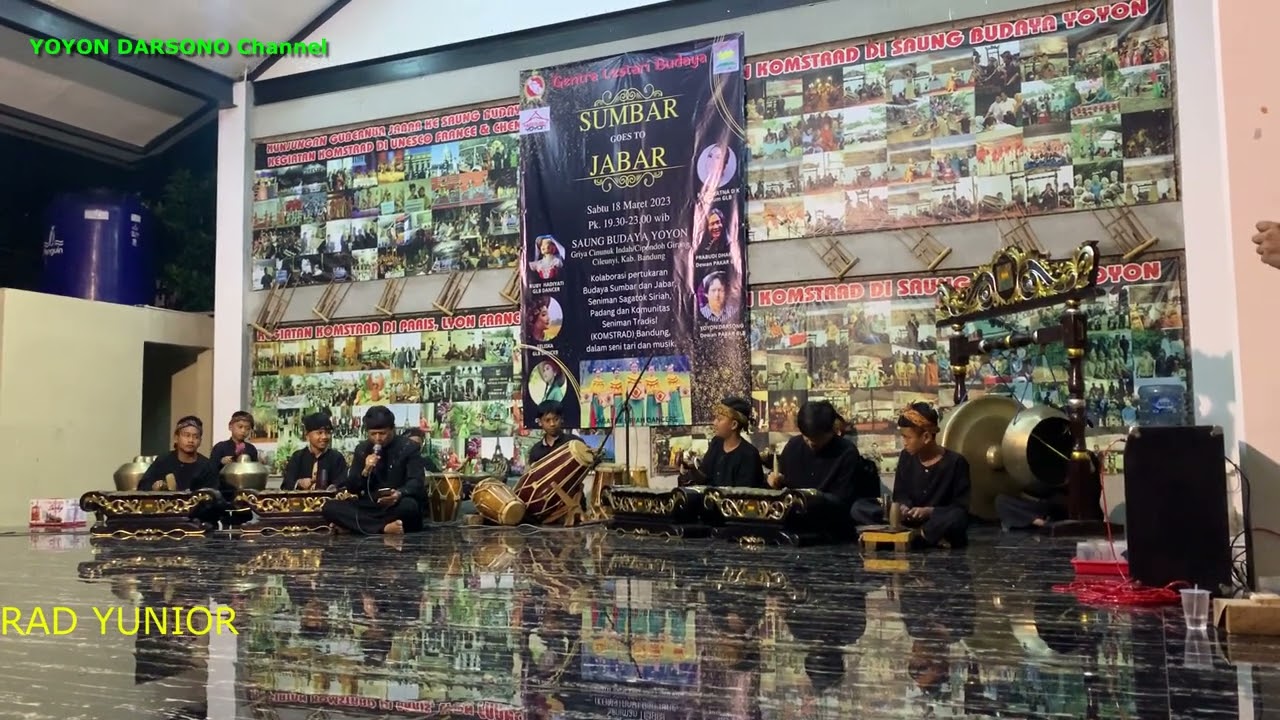 GAMELAN SUNDA - MOJANG PRIANGAN - KOMSTRAD YUNIOR - SAUNG BUDAYA YOYON CINUNUK CILEUNYI KAB. BANDUNG